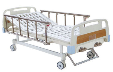 Cuidados en casa dobles manuales de cuidado perjudicados de la función de las camas de hospital