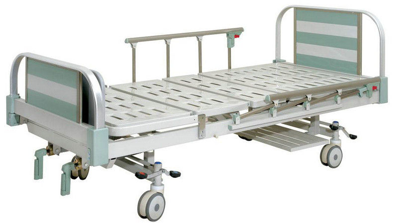 Superficie de acero stailess del colchón del plegamiento 2 de la cama paciente manual desprendible de la función