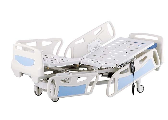 Cama eléctrica de la clínica de la función del CPR YA-D5-6 con los carriles de lado collasible del ABS