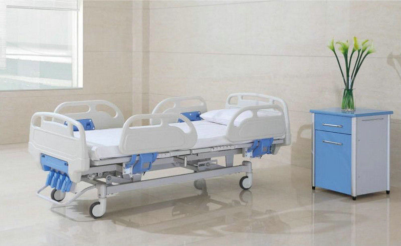 Cama manual plegable del hospital ICU, cama de la clínica para la emergencia enferma