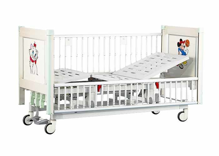 Camas de hospital pediátricas de acero con los carriles laterales de la aleación de aluminio en integral